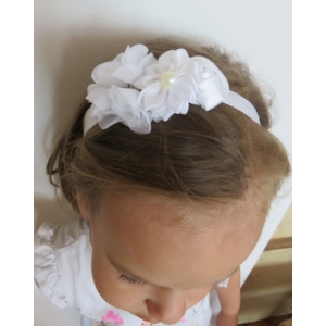 Hófehér virágos kislány hajpánt