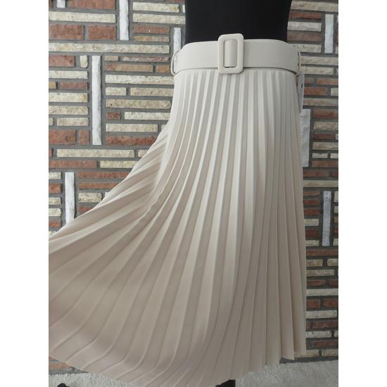 Krémszínű pliszírozott női szoknya övvel (one size)