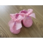 Kép 2/5 - Rózsaszín, csipkés szatén kislány cipő - masnival (17) - TÖBB MÉRETBEN