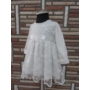Kép 10/11 - Fehér csipkés keresztelő kislány ruha virágos kitűzővel
