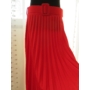 Kép 1/4 - Elegáns piros női rakott szoknya övvel (one size)